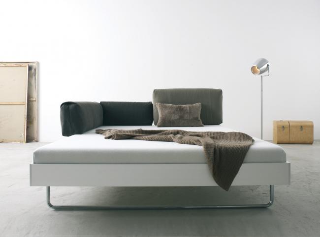 Bett Nova, More Bett Nova, More